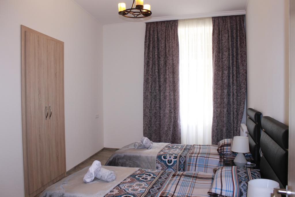 Cozy Apartment In Real Heart Of Old Tbilisi Exterior photo